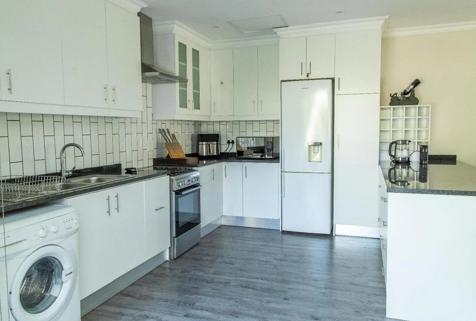 Bella Casa Luxury 2-Bedroom Apartment Durbanville